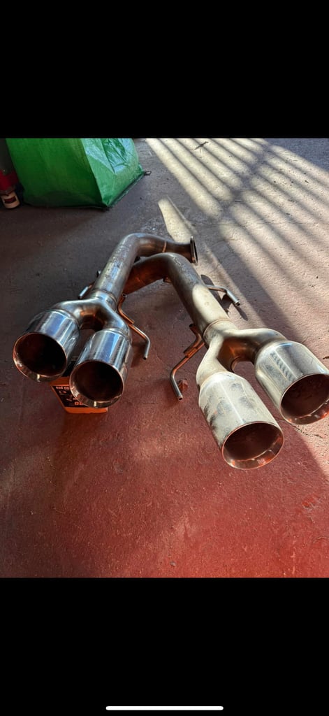 2015 Subaru sti nameless back boxes