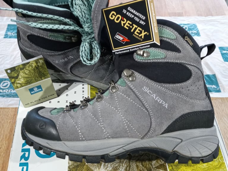 REDUCED PRICE NOW ONLY £40 Ladies Hiking Boots - Scarpa R-Evo GTX