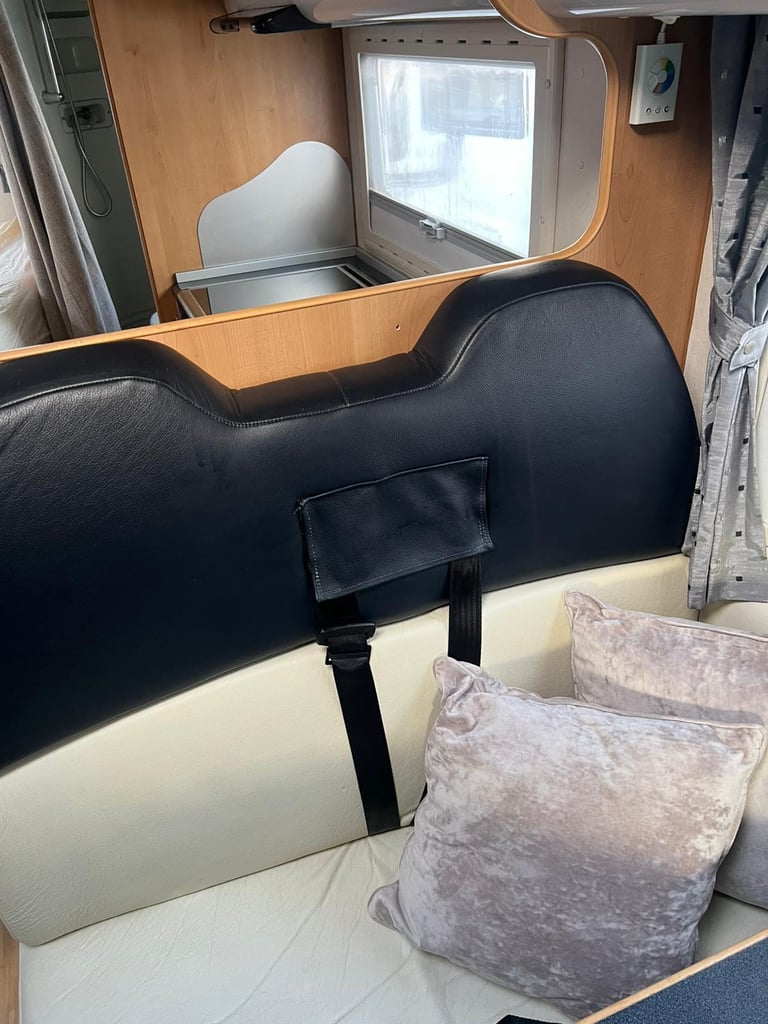 2006 - Mobilvetta Kimu 122 - 3ltr - 64,000k miles - 4 berth / 4 belts 