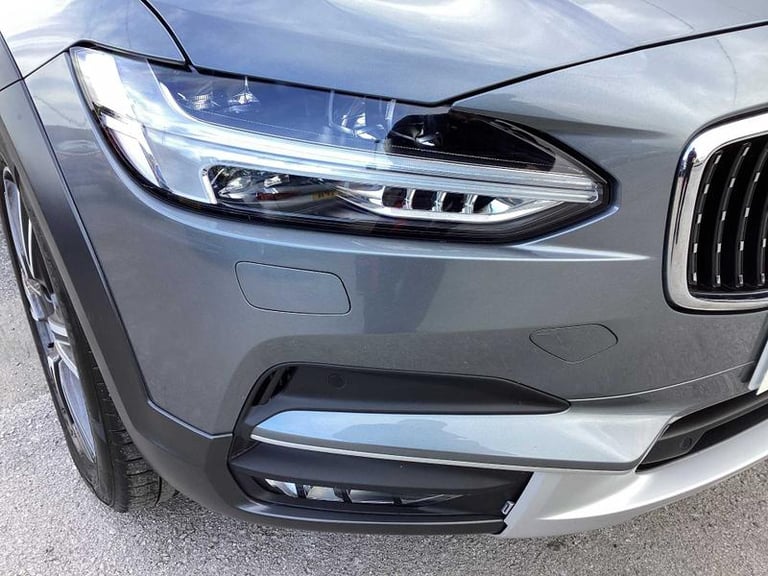 2019 Volvo V90 Cross Country 2.0 D4 Cross Country Plus 5dr AWD Geartronic Automatic Estate Diesel...