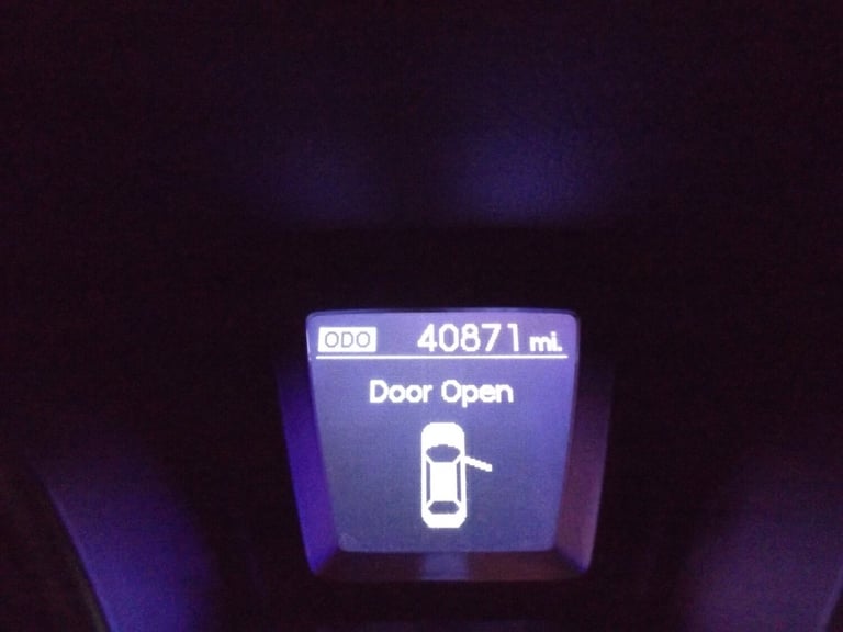 2013 Hyundai i30 1.6 CRDi Blue Drive Classic 5dr HATCHBACK Diesel Manual