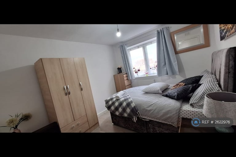 2 bedroom flat in Warwickhill Road, Kilmarnock, KA1 (2 bed) (#2622976)