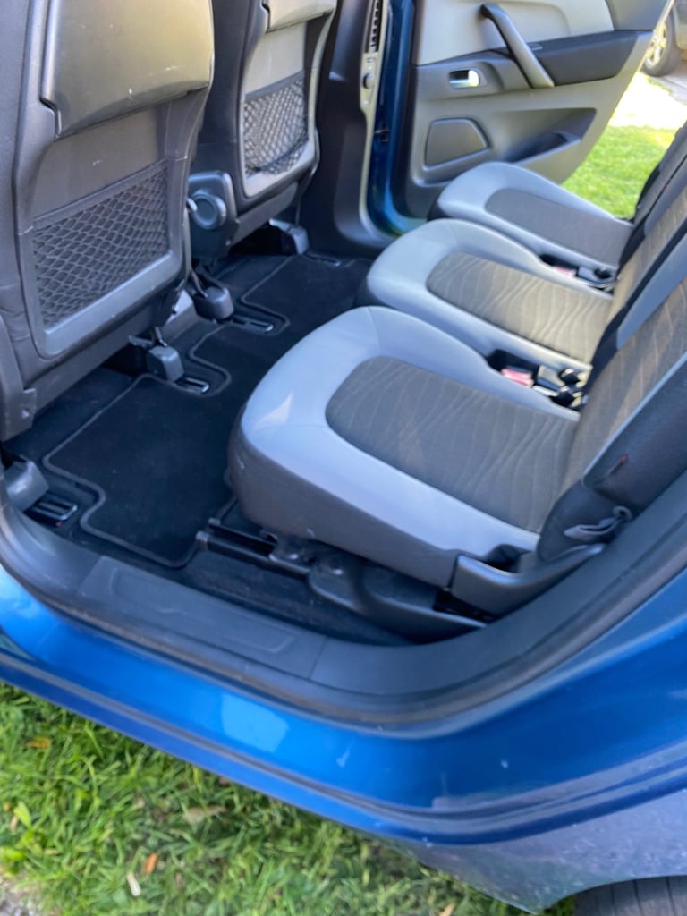Citroen, GRAND C4 PICASSO, MPV, 2015, Semi-Auto, 1560 (cc), 5 doors