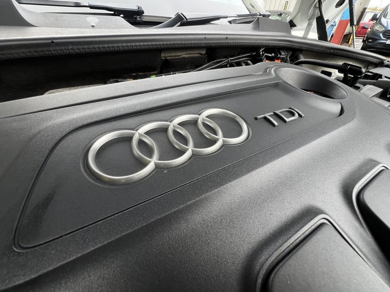 AUDI TT 2.0 TDI Black Edition 2013