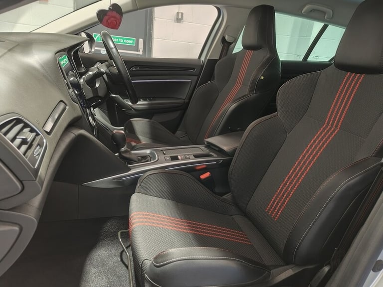 2021 Renault Megane 1.3 TCE R.S.Line 5dr Auto ESTATE PETROL Automatic