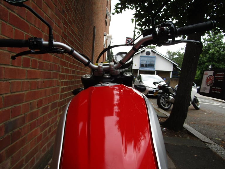 DUCATI SCRAMBLER 800  FULL SERVICE , ONE PREVIOUS OWNER ,VERY LOW MILES