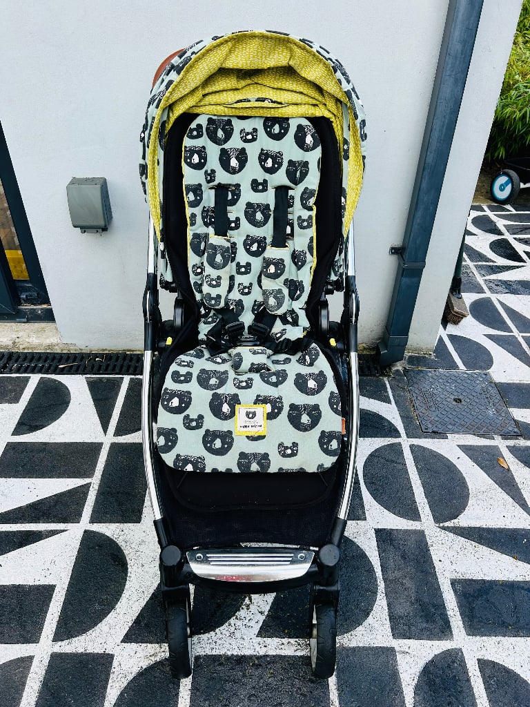 Mamas & Papas Armadillo Flip - Full travel system - Donna Wilson 