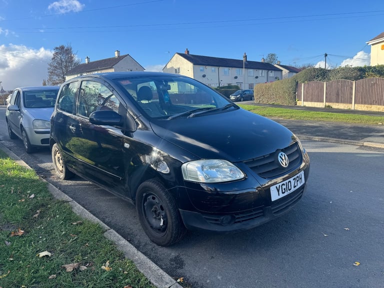 Volkswagen Fox, Hatchback, 2010, Manual, 1.2, 3 doors, 12 months MOT