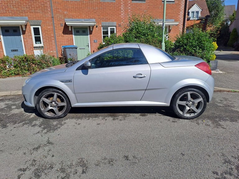Vauxhall, TIGRA, Convertible, 2009, Manual, 1364 (cc),2 doors - Image 4