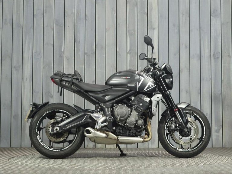 2021 21 TRIUMPH TRIDENT 660