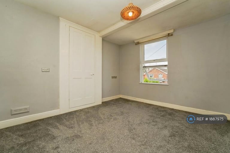 3 bedroom house in Keynsham Street, Cheltenham, GL52 (3 bed) (#1887975)