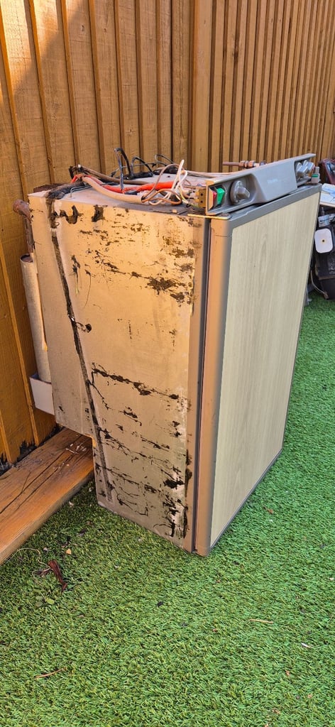 ELECTROLUX RM4270 3way fridge freezer for caravan motorhome boat camper.
