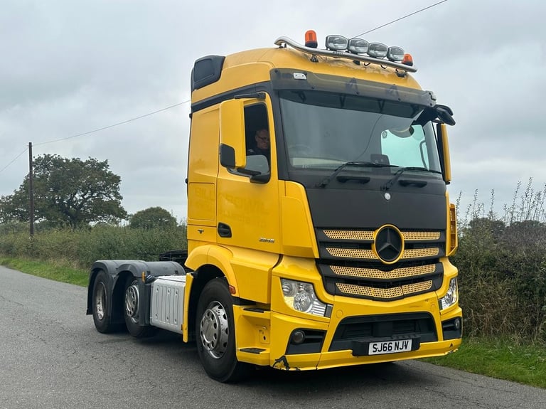 Mercedes-Benz Actros 2545 6 X 2 Tractor Unit