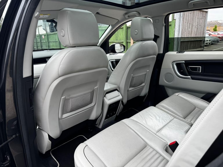 2017 Land Rover Discovery Sport 2.0 Si4 HSE Dynamic Lux Auto 4WD Euro 6 (s/s) 5dr ESTATE Petrol A...