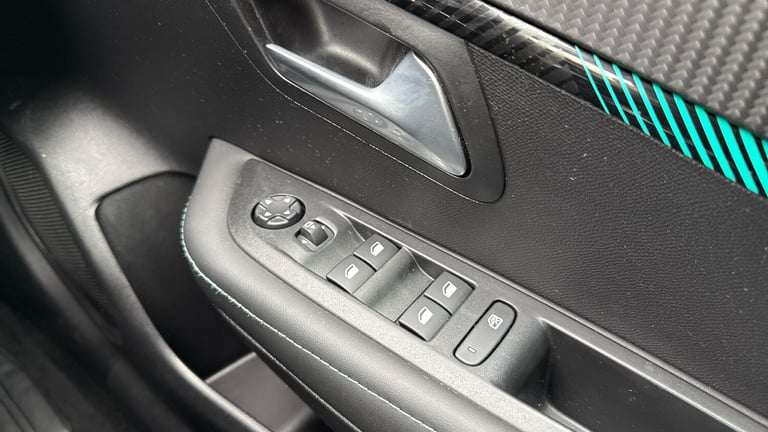 2022 Peugeot 208 1.2 PureTech Allure Premium + Hatchback 5dr Petrol Manual Euro 6 (s/s) (100 Hatc...