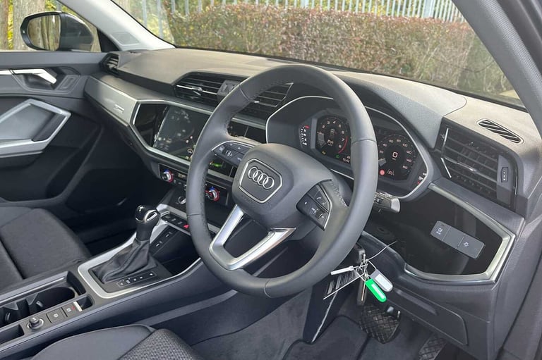 2025 Audi Q3 35 TFSI Sport 5dr S Tronic SUV Petrol Automatic