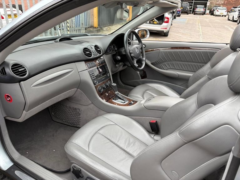 2007 Mercedes-Benz CLK 280 Elegance 2dr Tip Auto CONVERTIBLE Petrol Automatic