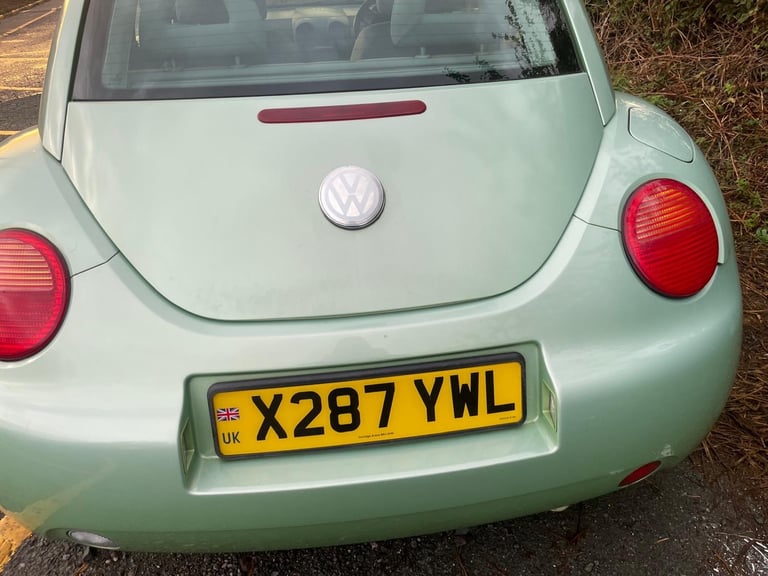 VW BEETLE 2.0 PETROL 2000 X REG 3 DOOR 1 OWNER GENUINE 70223 MOT MARCH 14TH 2026 SERVICE HISTORY