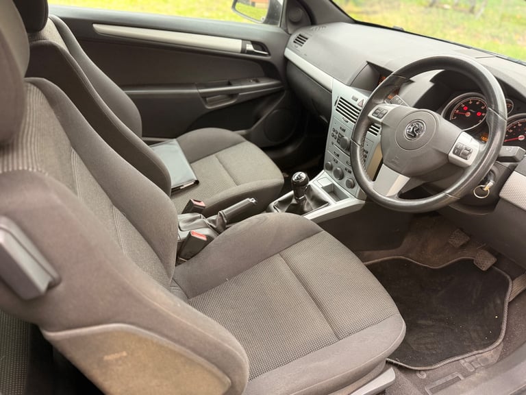 2010 VAUXHALL ASTRA SRI 