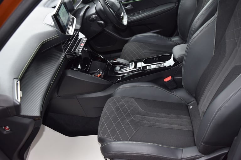 2022 Peugeot 2008 100kW GT Premium 50kWh 5dr Auto HATCHBACK Electric Automatic