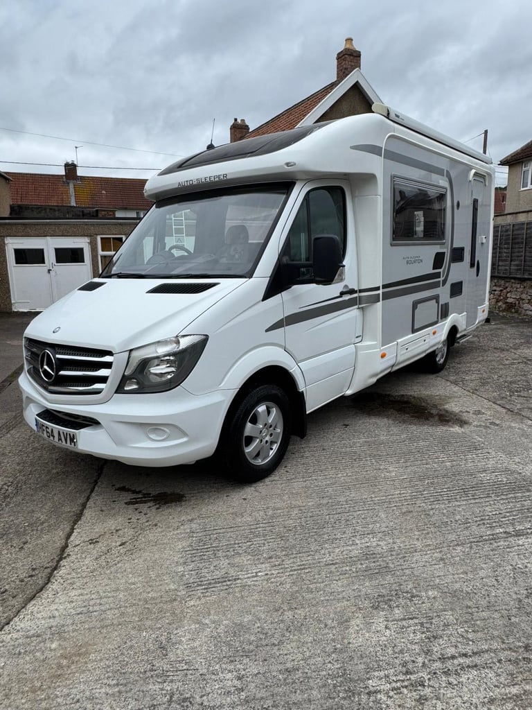 Mercedes-Benz Autosleeper Bourton 2.1 Motorhome- like new condition 