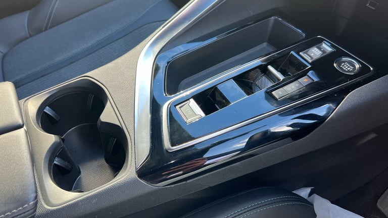 2023 Peugeot 3008 1.2 HYBRID Allure Premium + SUV 5dr Petrol Hybrid e-DSC6 Euro 6 (s/s) (136  SUV...