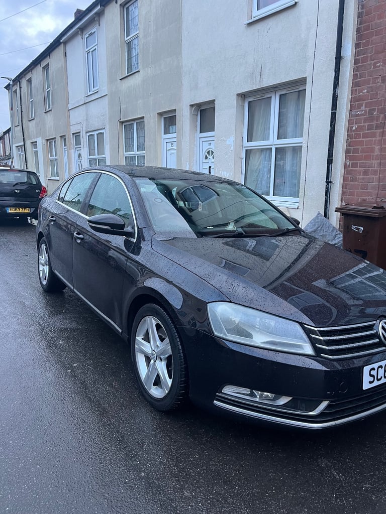 Volkswagen, PASSAT, Saloon, 2011, Manual, 1968 (cc), 4 doors