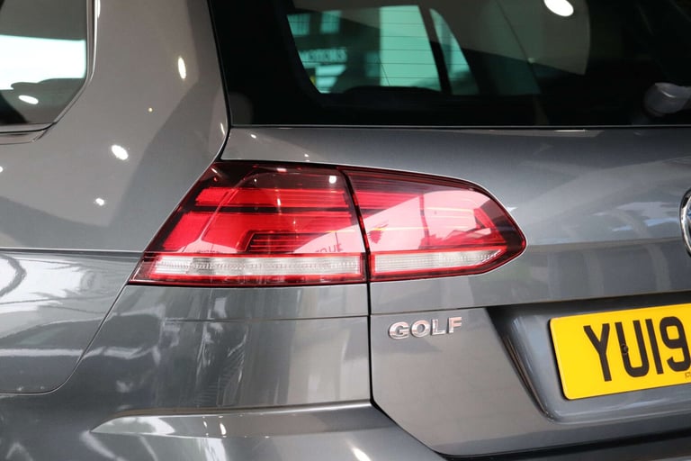 2019 Volkswagen Golf 1.6 Golf Match TDI Semi-Auto 5dr Estate Diesel Automatic