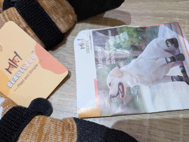 Anti slip dog boots 
