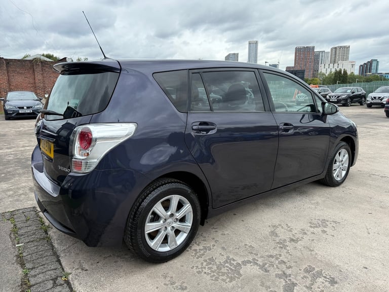 2015 Toyota Verso 1.6 V-matic Icon 5dr MPV Petrol Manual