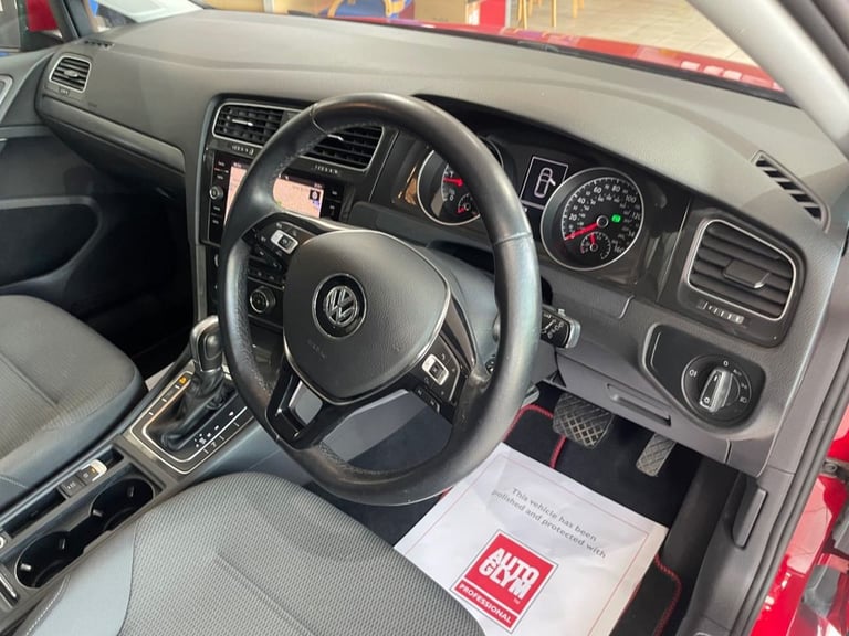 2017 Volkswagen Golf 1.6 TDI SE Nav Hatchback 5dr Diesel DSG Euro 6 (s/s) (115 ps) Hatchback Dies...