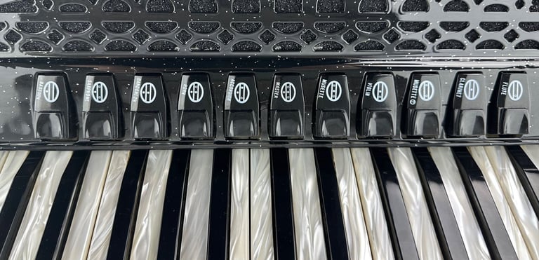 Borsini Vienna 414 Musette - 4 Voice Top Quality Italian Piano Accordion