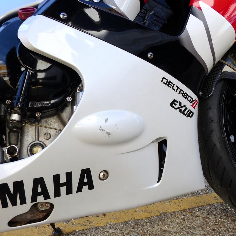 2000 Yamaha YZF-R1 – Increasingly Rare, Superb Condition, Only 13,239 Miles
