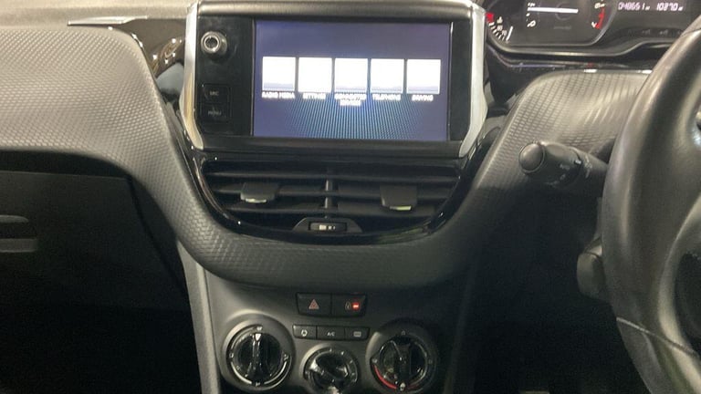 2016 Peugeot 208 1.2 PureTech Allure Euro 6 5dr HATCHBACK Petrol Manual