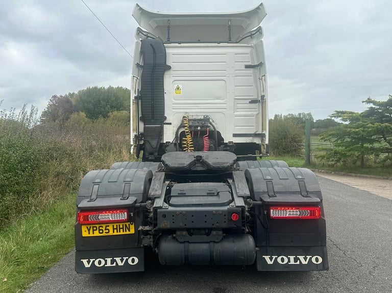 Volvo FM450 6 X 2 Tractor Unit