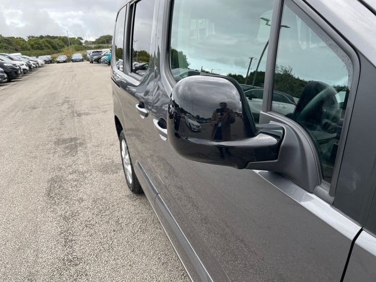 2022 Vauxhall Combo Life Combo Life 1.5 Turbo D SE 5Dr [7 Seat] Estate MPV Diesel Manual