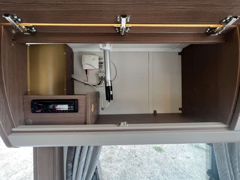 2017 Elddis Affinity 550 Elddis Affinity 550 Caravan with Kampa Awning Unlisted Petrol Automatic