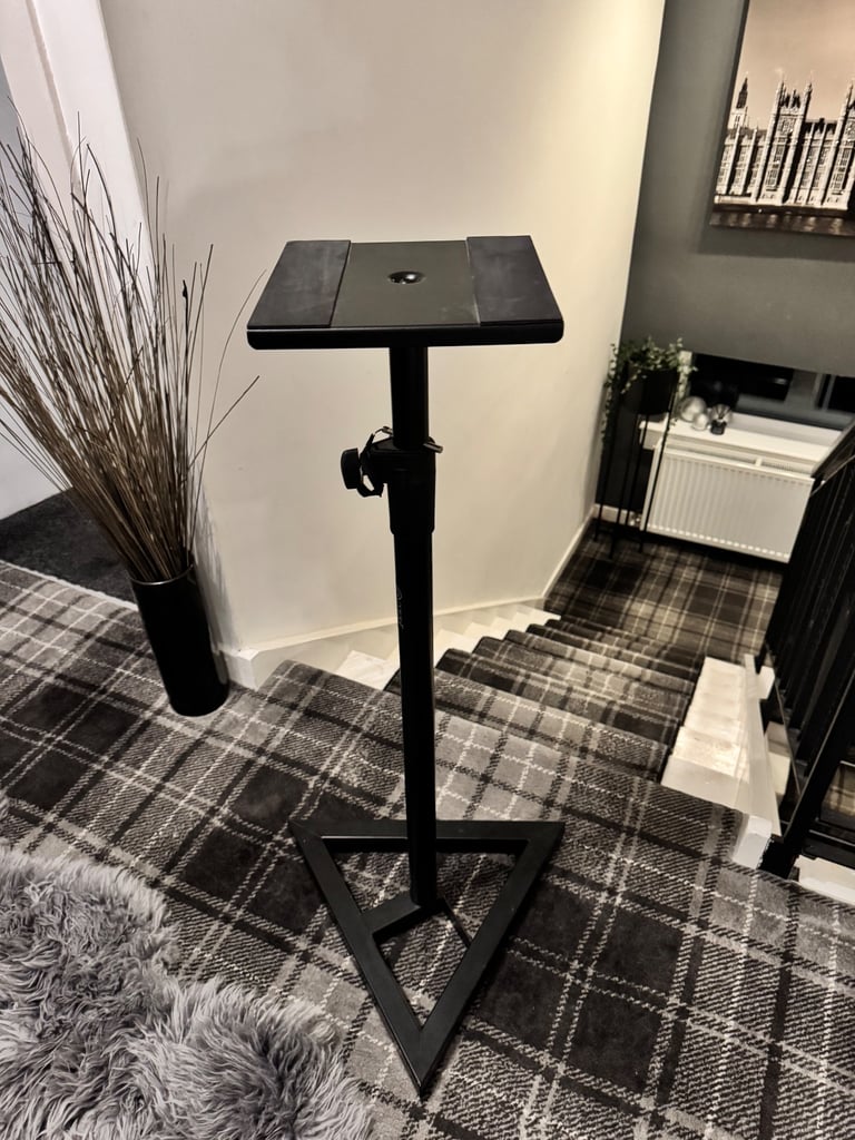 image for Nordell speaker stands x2