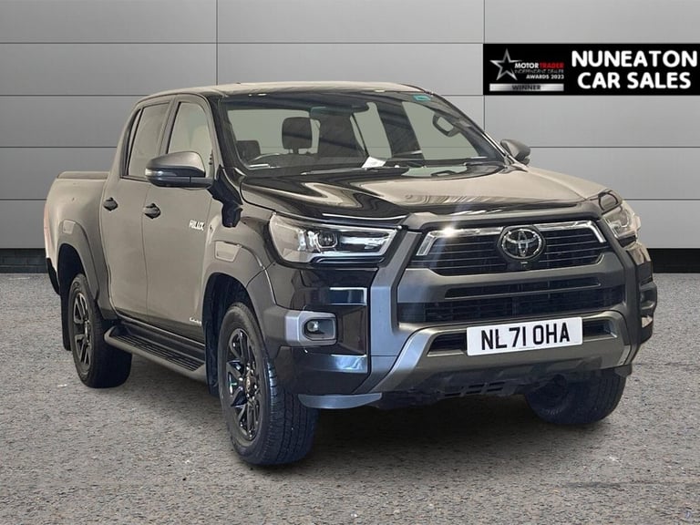 image for 2021 Toyota Hilux Invincible X D/Cab Pick Up 2.8 D-4D Auto PICK UP DIESEL Automatic