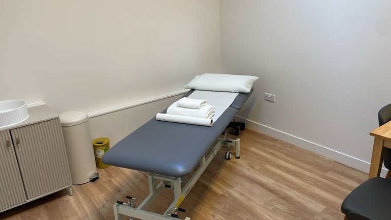 Treatment Rooms to rent from £15/hr – Light Centre Belgravia (Victoria Station)