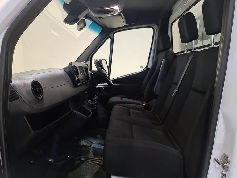 MERCEDES-BENZ SPRINTER 2.0 315 CDI PROGRESSIVE L3 RWD 150 BHP TIPPER DIE