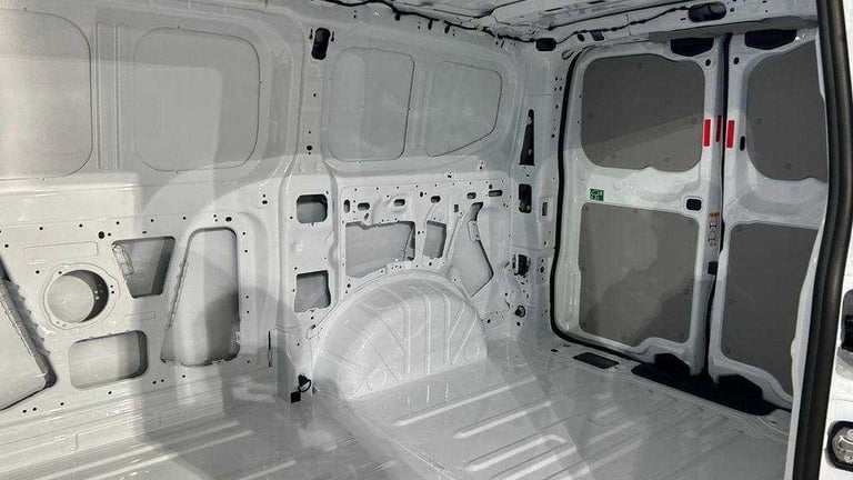  Ford Transit Custom 2.5 PHEV 232ps H1 Van Trend Auto Van Plug-In Hy Automatic