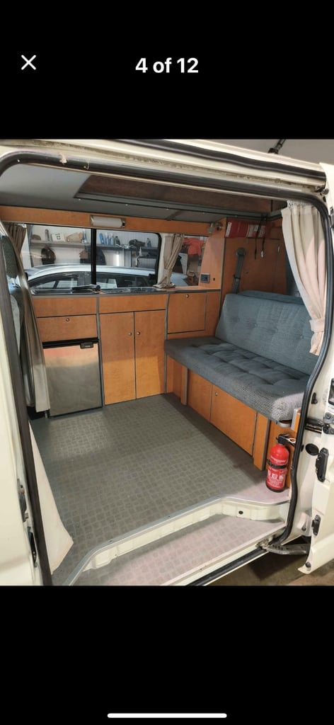 Toyota, HIACE 250 SWB 102 BHP, 2006, 2494 (cc)