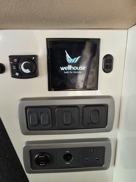 Wellhouse Toyota Vellfire