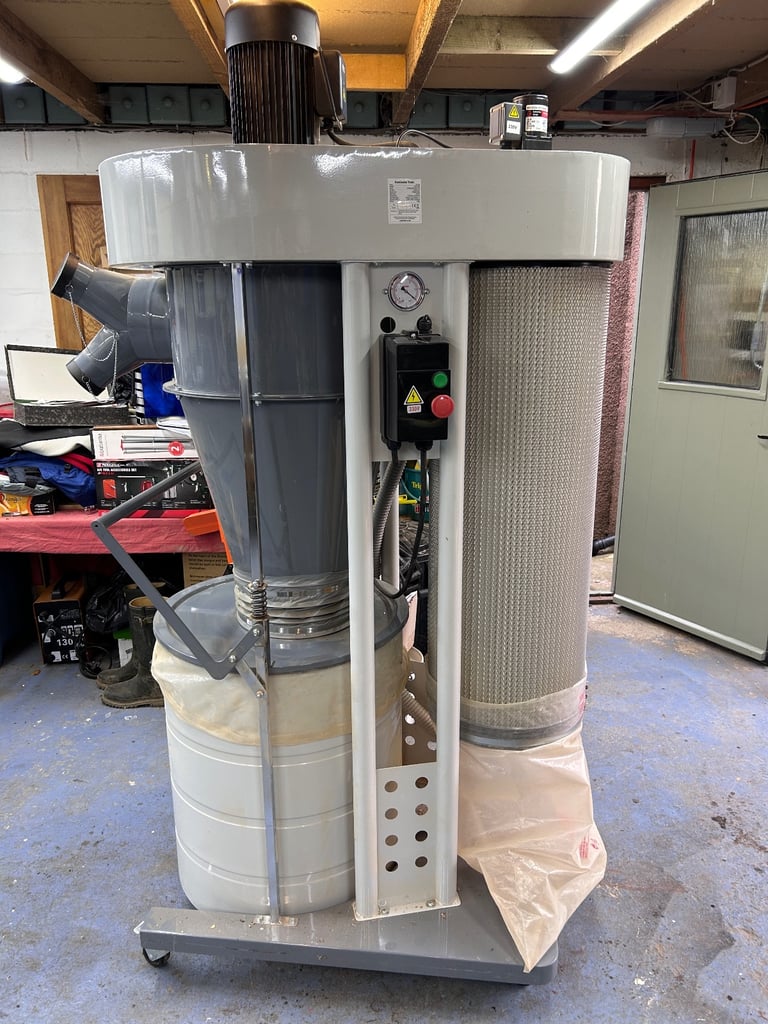 Cyclone Dust Extractor for workshop - Axminster Trade rated AT357CEH