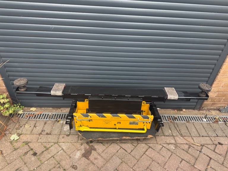 image for 2 tonne jacking beam