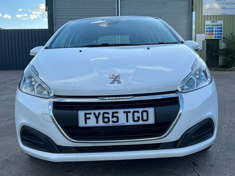 2015 Peugeot 208 1.2 PureTech 82 Active 5dr HATCHBACK Petrol Manual