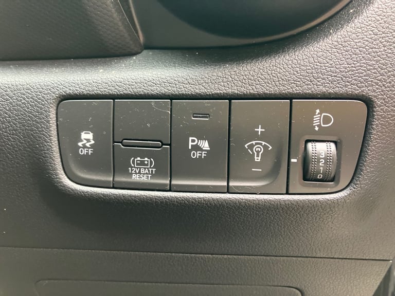 2022 Hyundai KONA 1.6 GDi Hybrid SE Connect 5dr DCT Hatchback PETROL/ELECTRIC Automatic