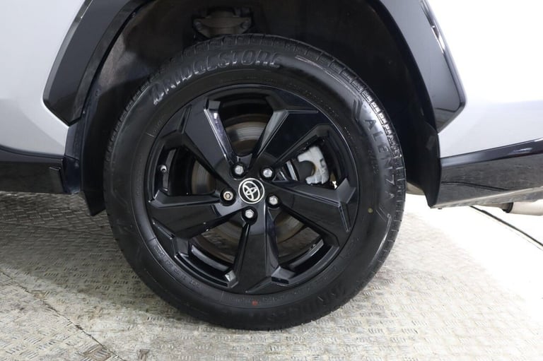 2020 Toyota RAV4 2.5 VVT-h Dynamic CVT 4WD Euro 6 (s/s) 5dr ESTATE PETROL/ELECTRIC Automatic