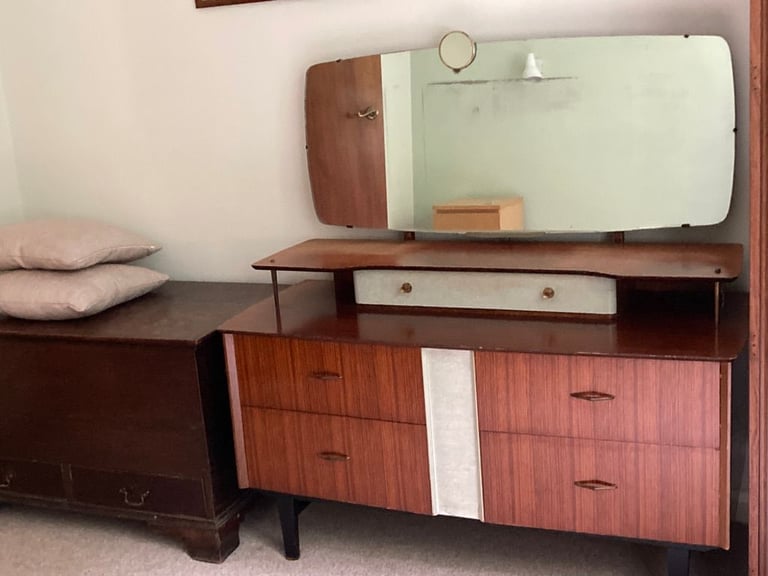 image for Vintage Dressing Table